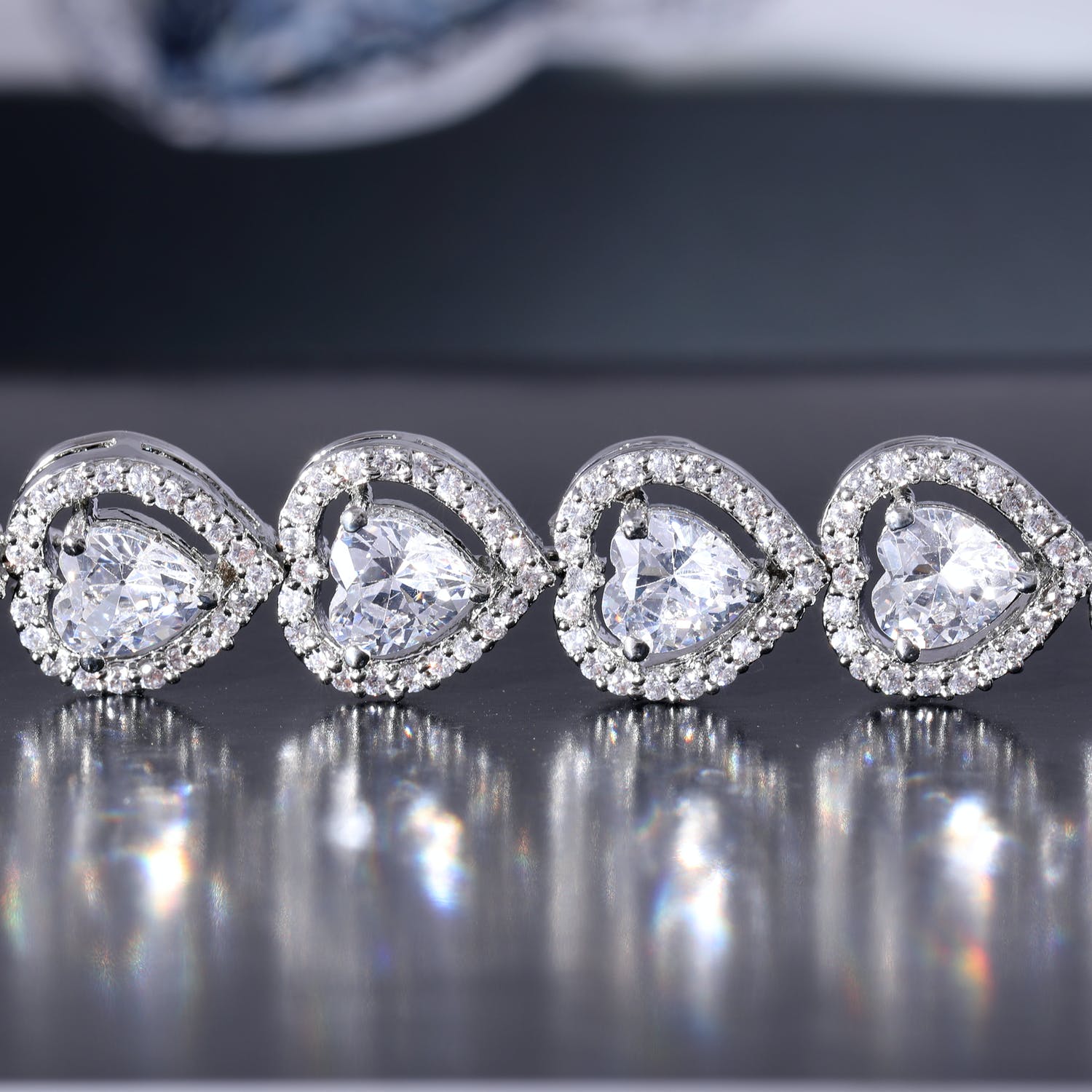 Why Is Buying Diamond Jewellery a Good Investment?